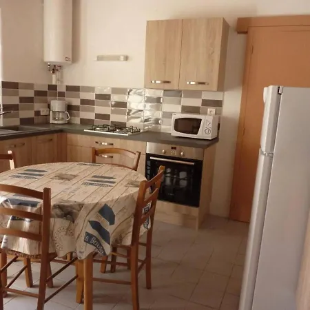 Vakantiehuis Maison Barbatre, 2 Pieces, 3 Personnes - Fr-1-224b-468 Barbâtre